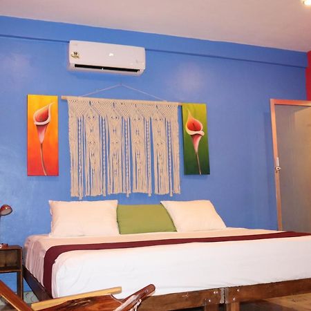 バリャドリッドCentrico Y Encantador Apartamento Angielinアパートメント エクステリア 写真